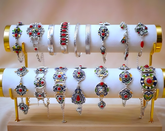 Bracelet Berbère Émaillé Kabyle en Métal Argenté | Bracelet Manchette Bohème Ethnique Rouge, Bleu, Vert | Bijou Traditionnel kabyle