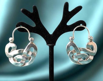 Boucles d’oreilles plaqué argent – Design entrelacé chic- boucles femme argent