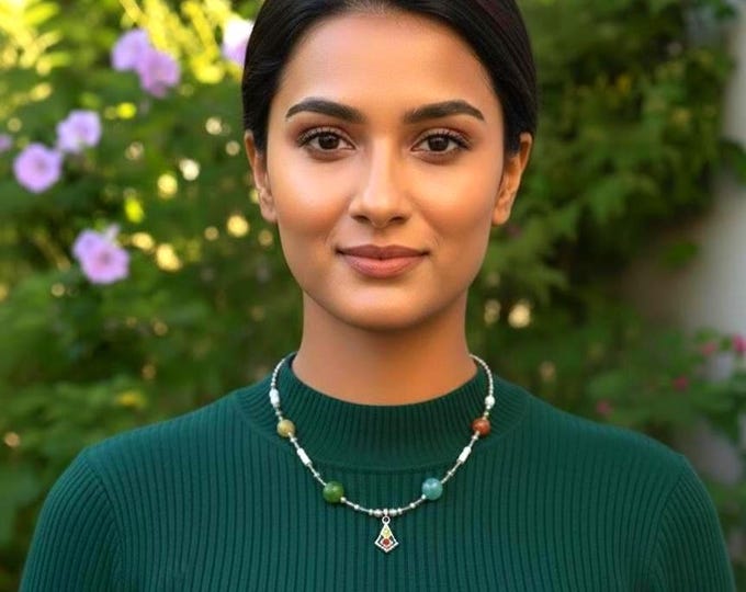 Collier kabyle femme avec pierres naturelles- avec pendentif style bijoux anciens kabyles - collier Berbère - Fait main, bijou unique