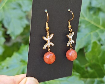 Boucles d'oreilles YAZ tifinagh acier inoxydable avec pierres naturelles– Adaptation moderne d'un bijou amazigh– berbère- ethnique- amazigh.