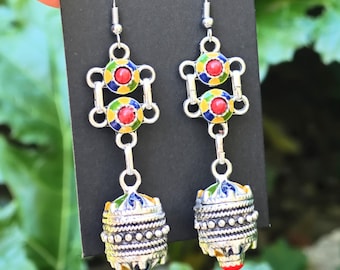 Magnifiques boucles d'oreilles kabyles métal argenté émaillé – amazigh, berbère -  bohèmes - ethnique- bijoux boho. Fait main