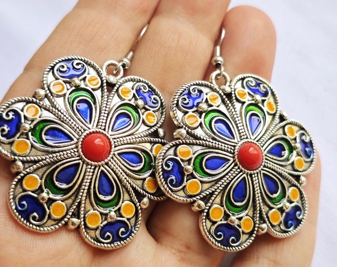 Boucles d'oreilles femme- amazigh kabyle berbère traditionnelle– boucles ethniques en métal argenté émaillé