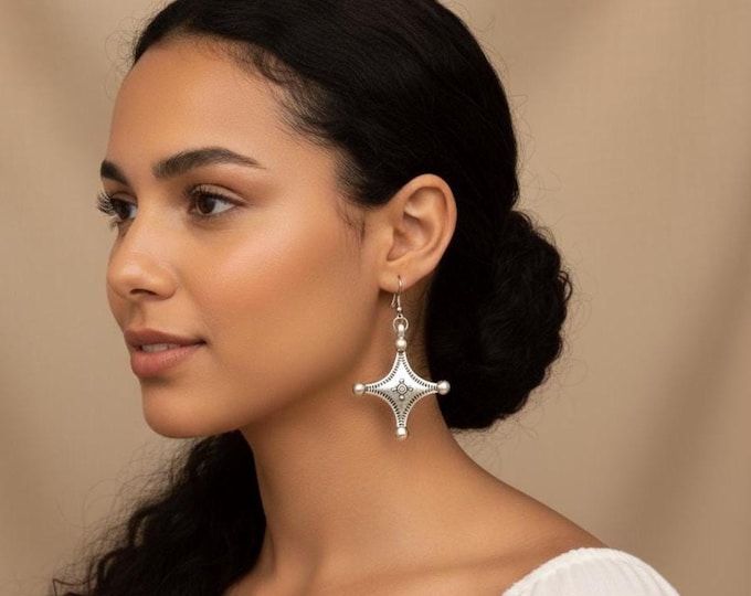 Boucles d'oreilles femme amazigh berbère croix du sud Touareg– boucles d'oreilles berbères- ethniques- bijoux amazighs.
