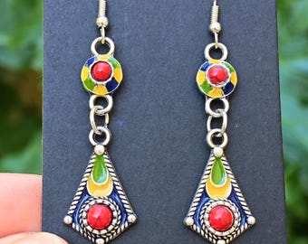 Magnifiques boucles d'oreilles kabyles métal argenté émaillé – amazigh, berbère -  bohèmes - ethnique- bijoux boho. Fait main