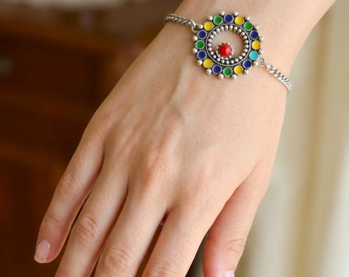 Magnifique bracelet kabyle avec chaîne en acier inoxydable et pendentif en métal argenté émaillé, Bracelet berbère bracelet amazigh ethnique