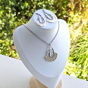 Conjunto de joyas de plata y acero inoxidable - Joyería femenina de inspiración bereber amazigh - Étnica - Joyería amazigh.