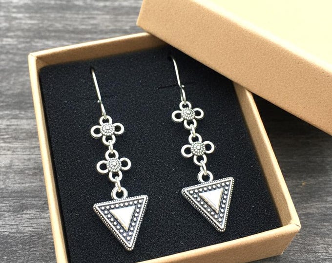 Boucles d'oreilles amazigh berbère femme triangle- boucles d'oreilles berbère- ethnique- bijoux amazigh.