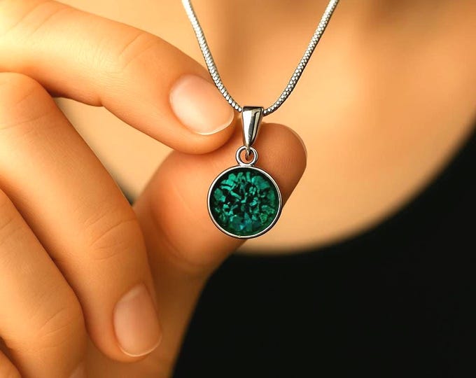 Collier argent sterling 925  pendentif en argent massif - Minimaliste élégant - tout type d'occasions. Fait main: copeaux de verre et résine