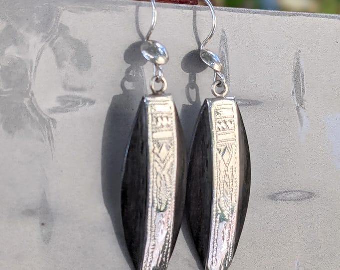 Boucles d'oreilles ARGENT 925 authentiques et artisanales Argent massif - style créoles allongées. Fais main par des Touareg du Niger