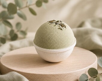 Matcha Mist Bath Bomb | Matcha, Eucalyptus and Green Tea | Botanical Fizzer