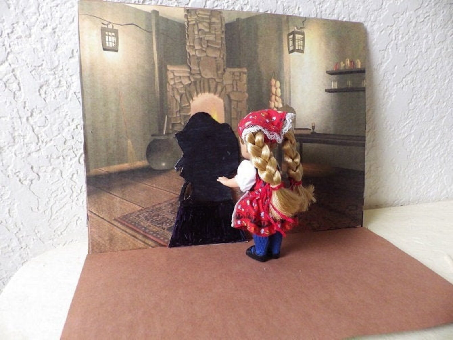 hansel and gretel toy house and storybook playset