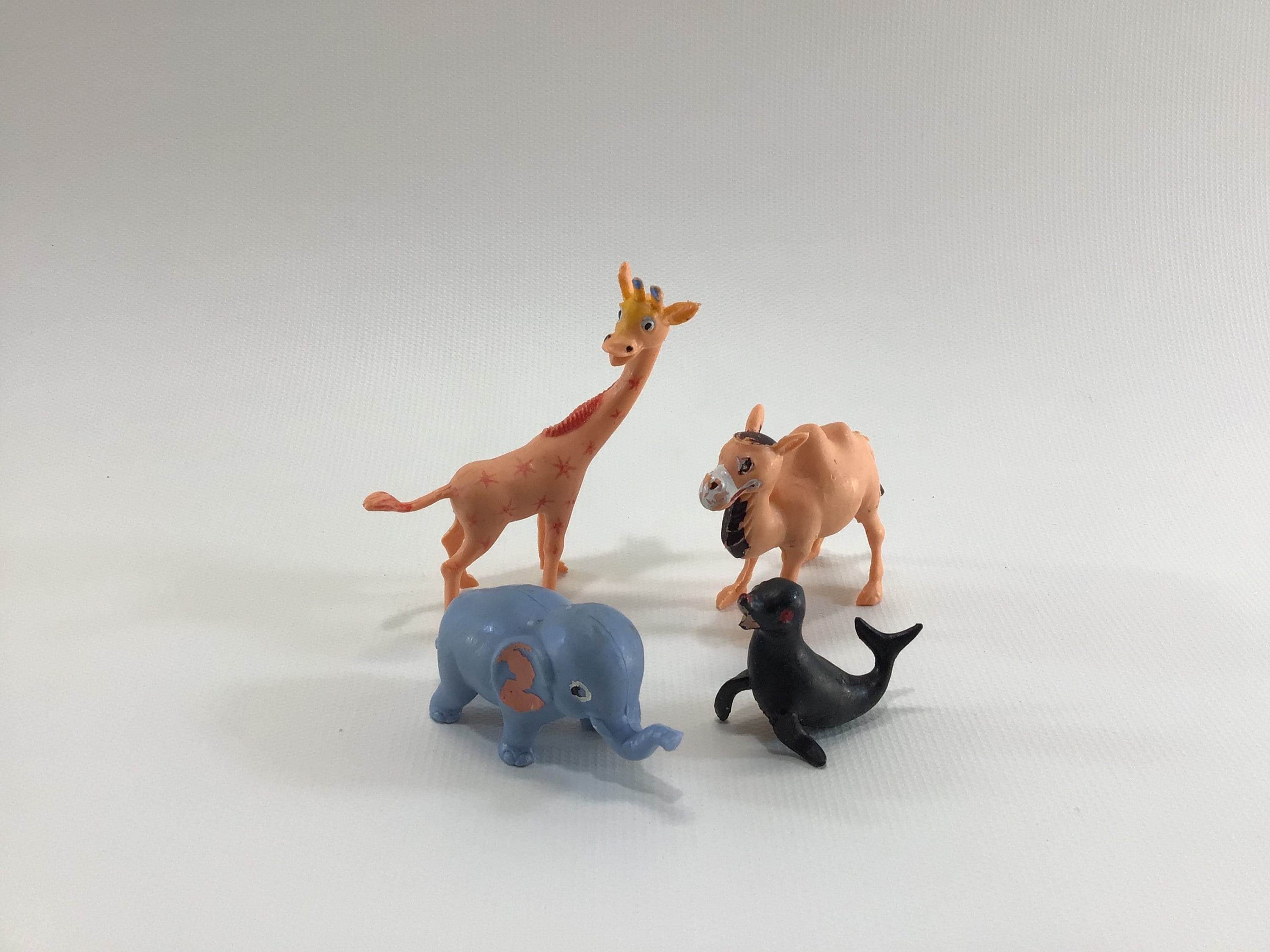 144-Pack Plastic Zoo Animal Figurines – Lion, Zebra, Elephant, Tiger – Goody Bag Fillers