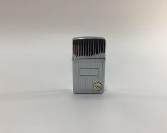 Nimrod Pipe Lighter Polished Chrome Pinstripe Case Vintage Quality Made in USA