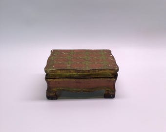Small Florentine Gold Gilt Trinket Jewelry Box Handmade in Italy Vintage Vanity Decor