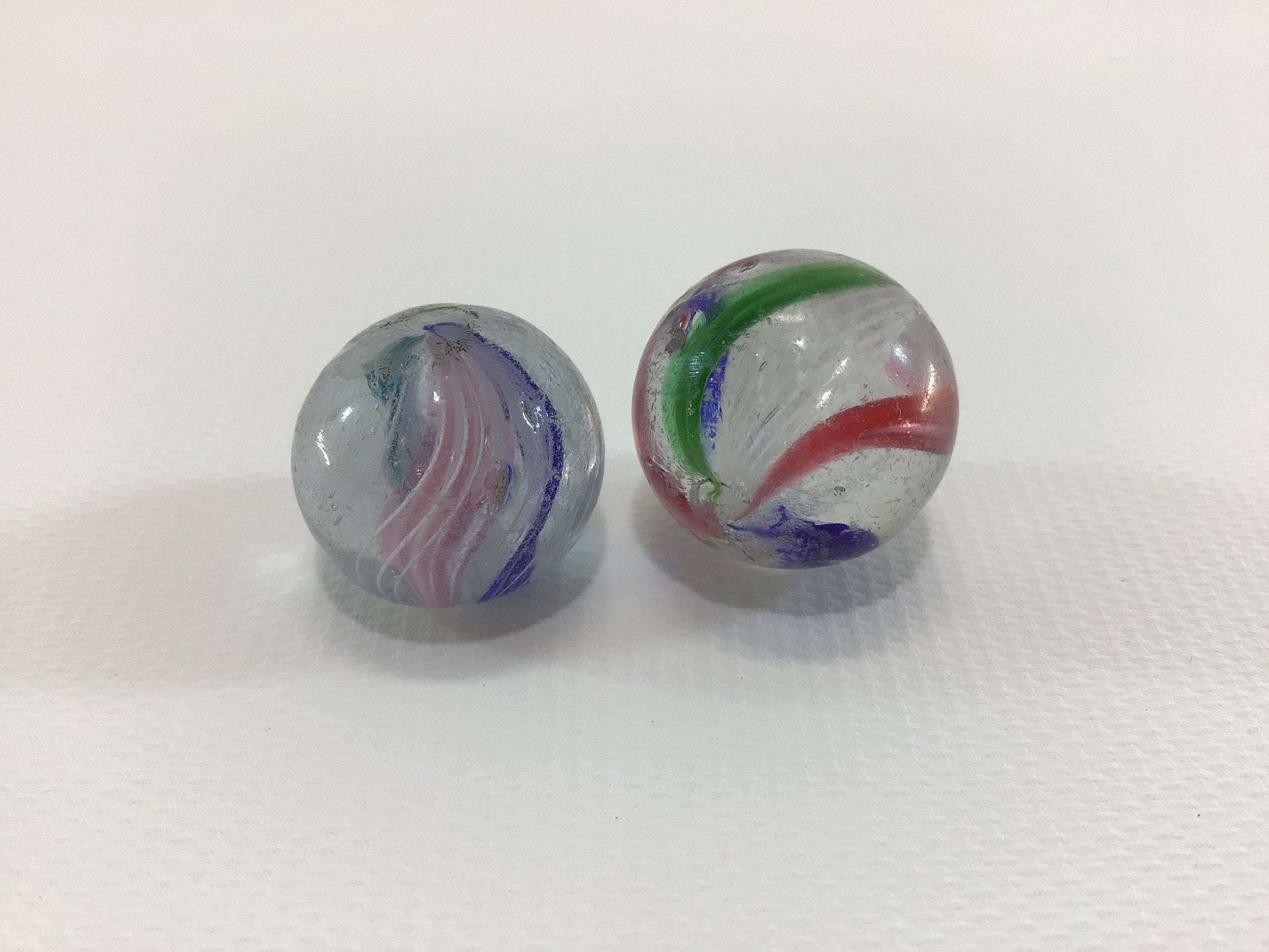 Lot (13) vintage German swirl core opaque metallic glass marbles toys