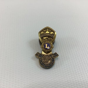 Vintage Lions Club International Hat Pin 100% Attendance 1959 West Virginia