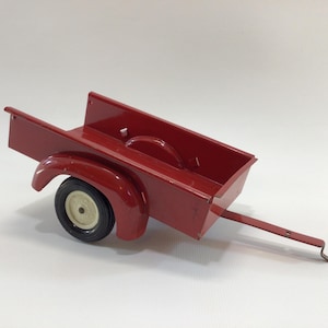 ERTL Red 1940s Style Utility Trailer Vintage Pressed Steel Toy