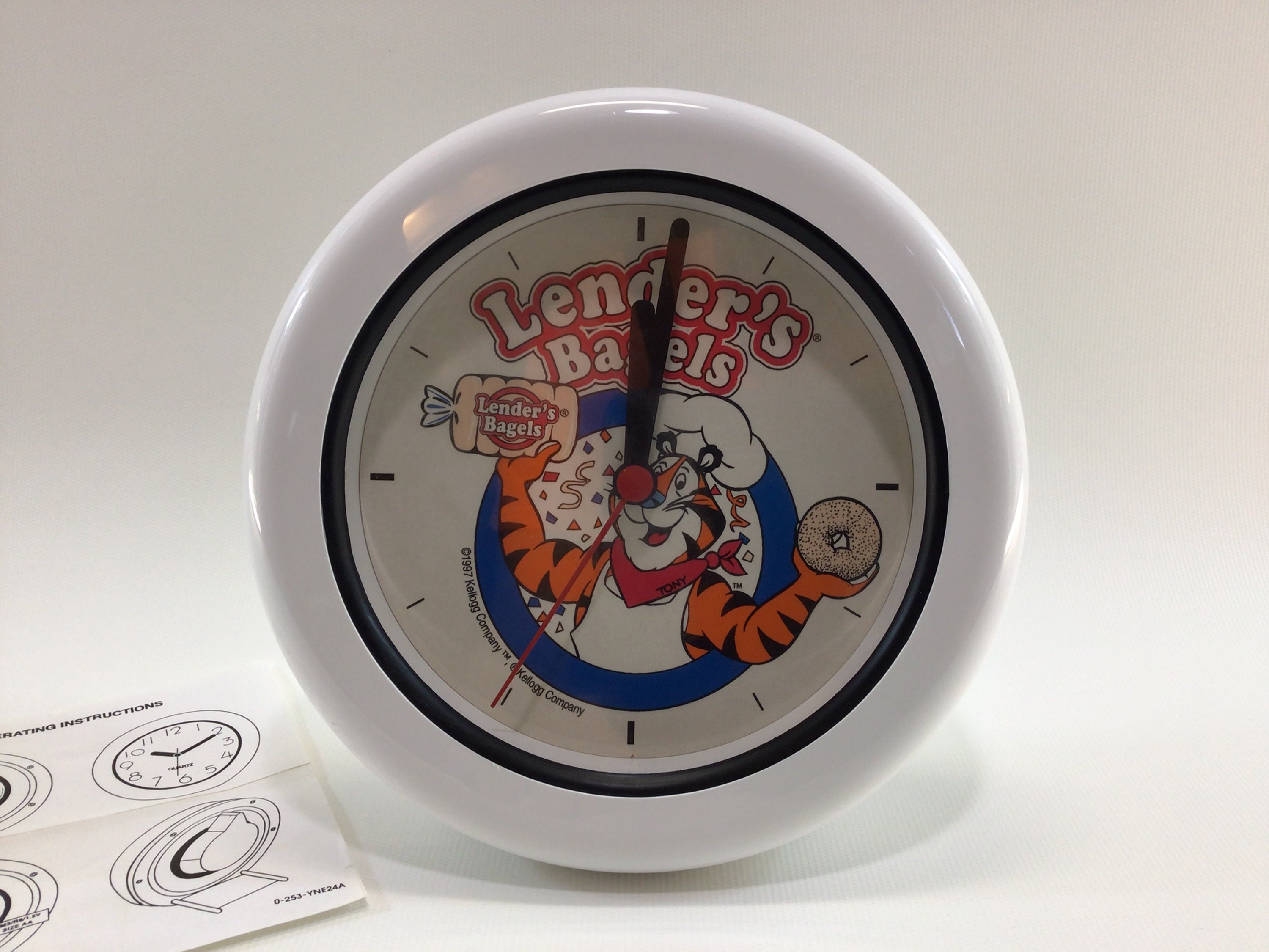 ケロッグKellogg's Tony Talking Wall Clock Kelloggs Clock - Etsy