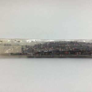 Electronic Resistors 39K Lot of 100 Vintage Audio Television Repair Project Parts Pieces
