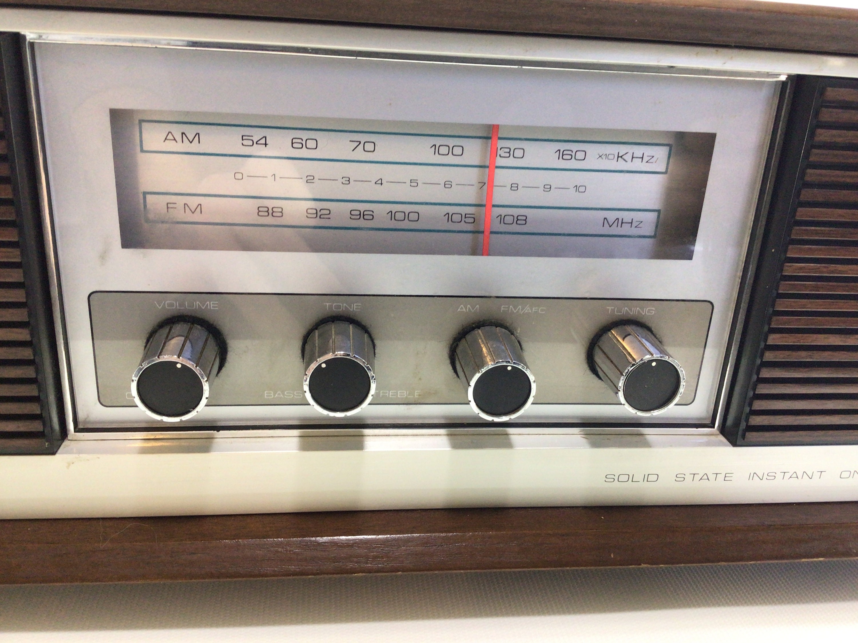 ROSS RE-5050 ラジオ 80s 英国 ポストモダン ミッドセンチュリー 英国 Ross社 RE-5050 ラジオ 80s ポストモダン シティポップ