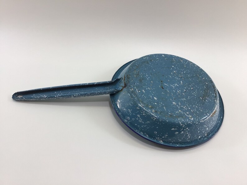 Graniteware Enamelware 9 Skillet Blue and White Country Etsy