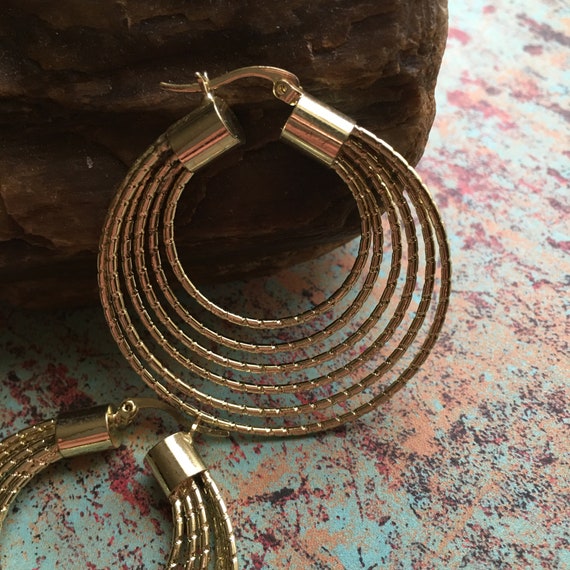 Mod Wire Hoop Earrings Gold Tone Stacked Multi Pi… - image 2