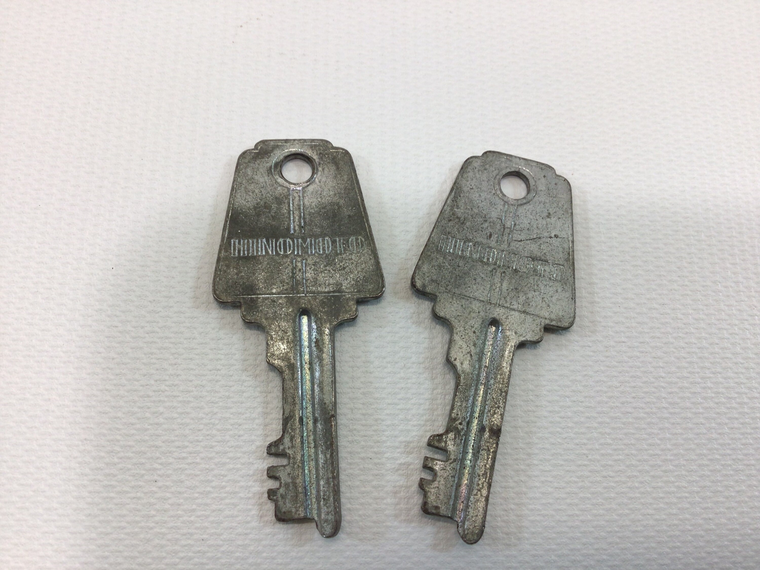 Vintage Hinomoto Luggage Key Set