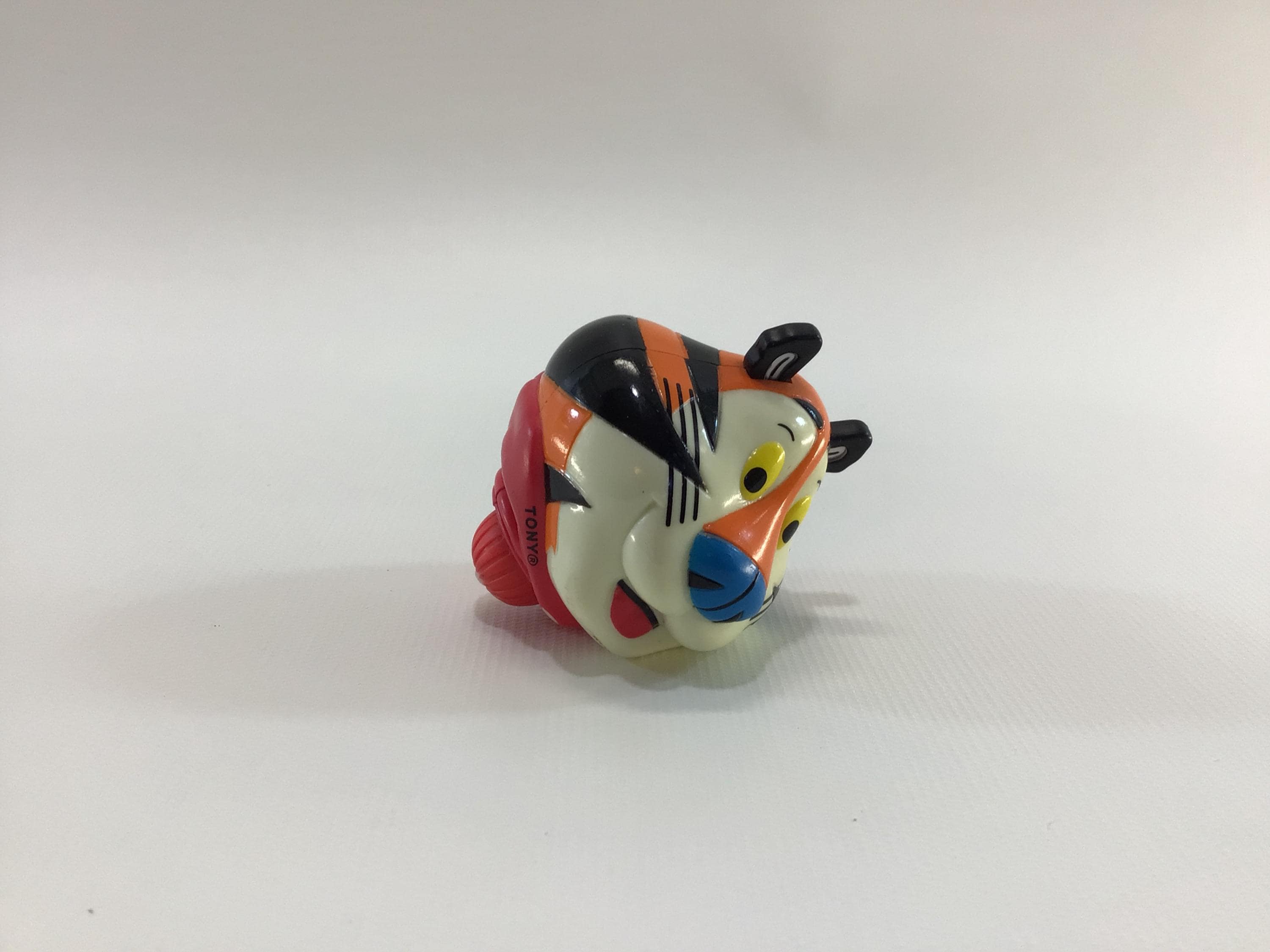 Tony the Tiger Wacky Wobbler フィギュア Tony the Tiger Bobblehead - Wacky Wobbler | Bobbleheads.com