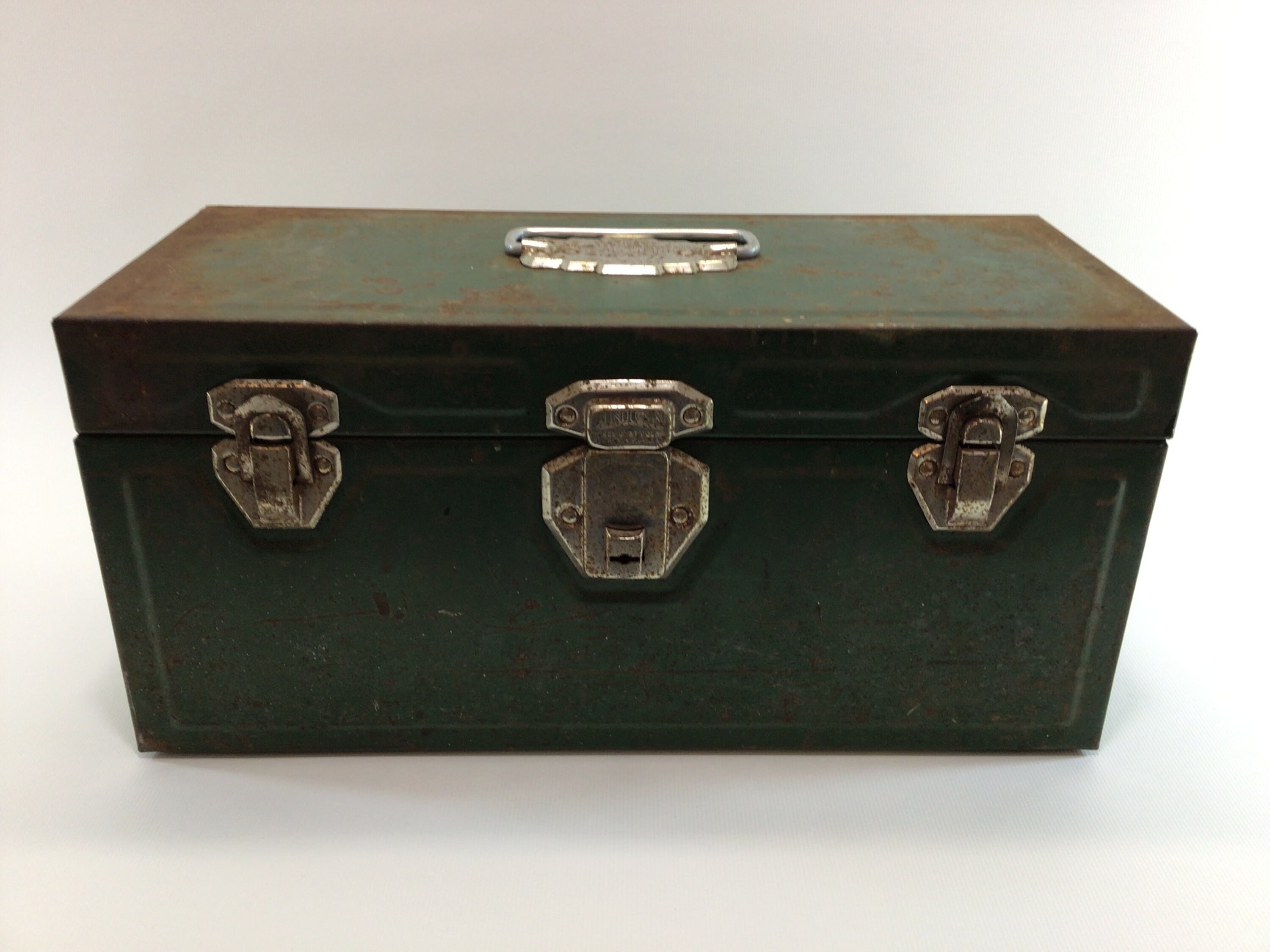 Vintage Tackle Box With Contents #17637