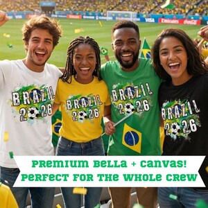 Retro Brasilien 2026 Fußball Shirt | Ästhetische Fußball-Fan-Zahnrad | 2026 Welt Fussball Turnier Top | Brasilien Fussball Jersey Style T-Shirt Bild 2