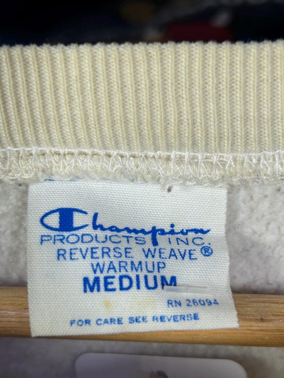 Vintage Champion Reverse Weave Sweatshirt | 90s B… - image 3