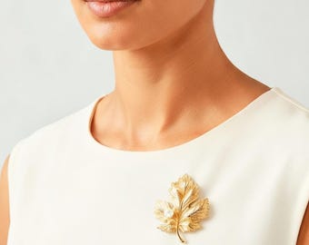 Vintage Sarah Coventry Gold Maple Leaf Brooch,Pin with Faux Pearl Accent