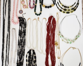 Vintage Necklaces Bulk Lot: Collectible Jewelry Assorted Styles