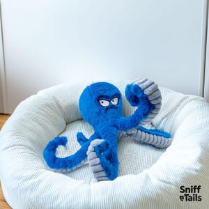 Plush Octopus Dog Toy – Crinkly and Squeaky Sea Creature