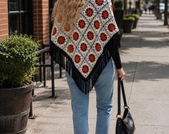 Halloween Granny Square Shawl Crochet Pattern PDF | Crochet Wrap Pattern | Fall Shawl Crochet Pattern | Halloween Poncho | Instant Download