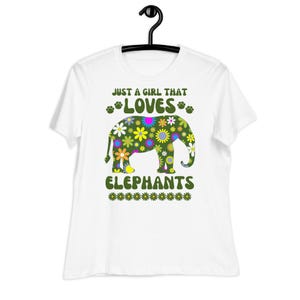Women&#39;s Green Elephant Relaxed T-Shirt
