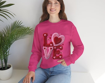 Shaggy Heart LOVE Rundhals-Sweatshirt | Valentinsherzbuchstaben