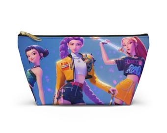 Accessoire-Tasche mit Illustration einer K-Pop-Girlgroup