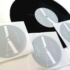 Etiqueta personalizada para centro de discos de vinilo para letrero de 30 cm, libro de visitas, decoración para bodas, regalo musical, disco reciclado auténtico con etiqueta.