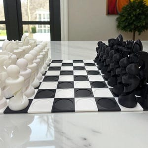 3D Printed 7-Inch Chess Set