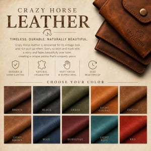 K&ouml;nnte beinhalten: Eine braune Ledergeldb&ouml;rse mit Druckknopfverschluss und Logopr&auml;gung. Das Bild enth&auml;lt Text &uuml;ber Crazy Horse Leder, Symbole f&uuml;r Haltbarkeit und Textur sowie eine Farbkarte mit den Farben Braun, Schwarz, Gr&uuml;n, Hell-Cognac, Cognac, Hellbraun, Blau, Burgunderrot, Hellblau und Rot.