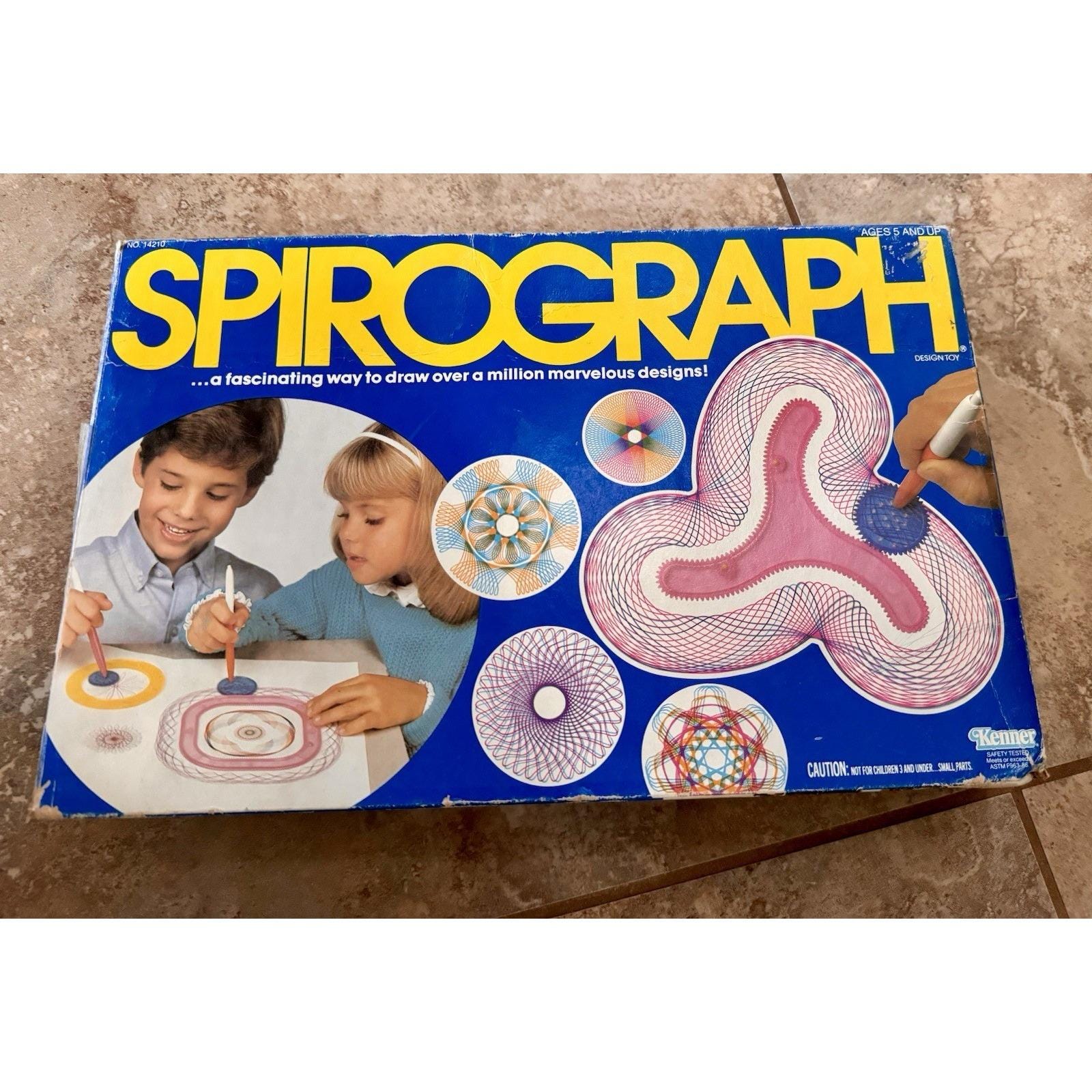 Spirograph Ensemble Design – 30 Pièces : Roues, Anneaux, Stylos, Mastic, Papier – Créations Géométriques, Dès 8 Ans, Cadeau