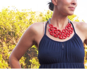 red rice wood geometric mosaic necklace