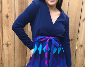jc penney blue dress Vintage Fashions Women's / Geometric Dress, Ruffled Dress, Navy Dress, Modern Size 7-8, Midi Length, Long Sleeve Dress wool Kay Dee Collection Costumes Size:Large 16.5