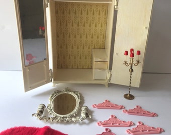 Susy Goose Barbie Doll Wardrobe Armoire, Hangers, Rug, Mirror, Lamp