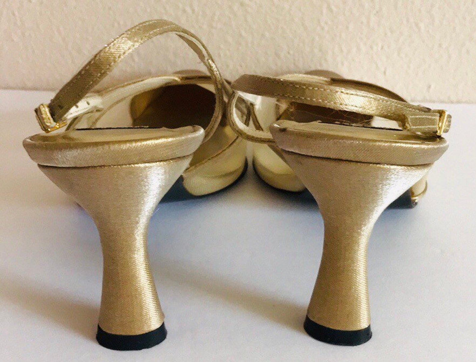 Stuart Weitzman Gold Mesh Sheer Slingback Shoes Pumps Size 6 - Etsy