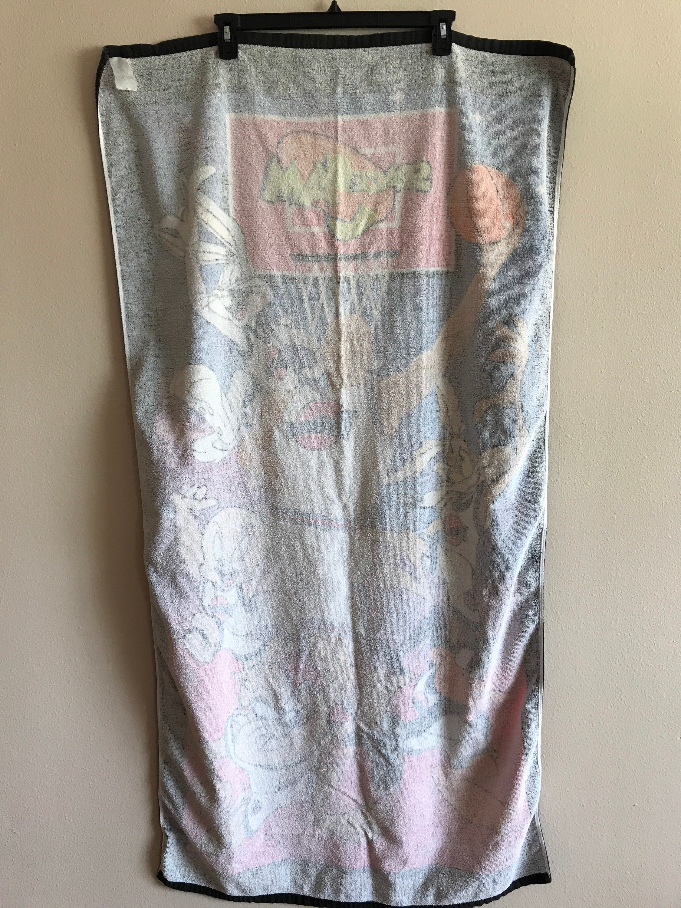 Space Jam 1996 Warner Bros Beach Towel Michael Jordan Tune Etsy