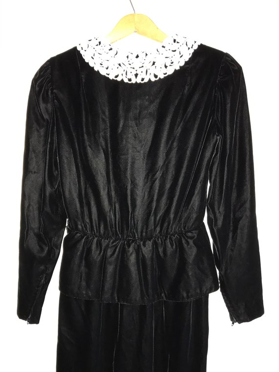 Joan Leslie By Kasper Black Velvet Dress Size Sma… - image 5