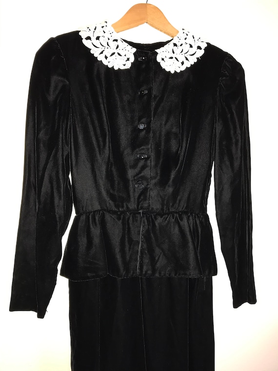 Joan Leslie By Kasper Black Velvet Dress Size Sma… - image 3