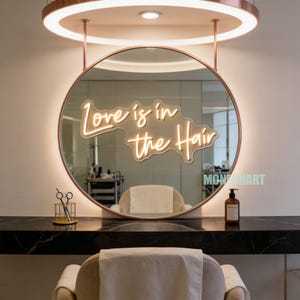 Insegna al neon per salone di parrucchiere, "L'amore è nei capelli", luce al neon a LED, decorazione per salone di bellezza, regalo per parrucchiere, arte murale al neon personalizzata per attività commerciali. immagine 4